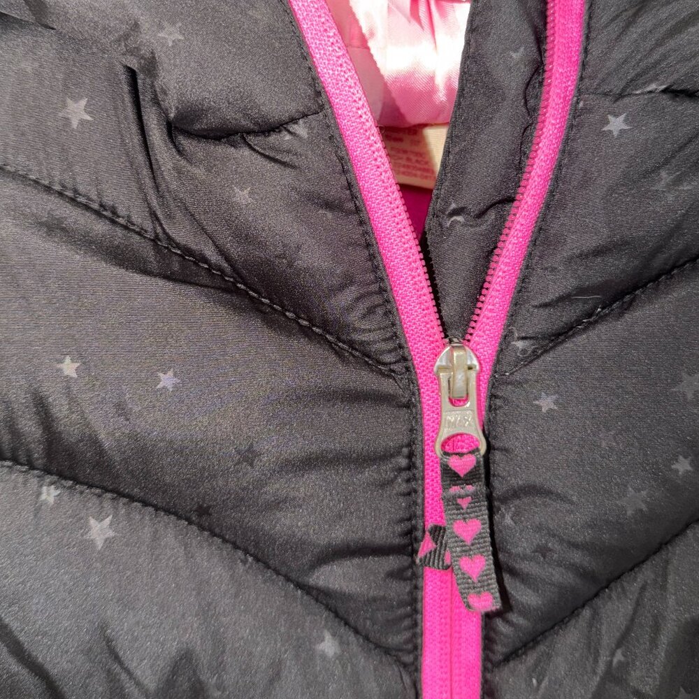 Girls Puffer Coat with Hood - Size XS (4-5) - Picture 4 of 7